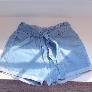 Tie jean shorts. Never been worn